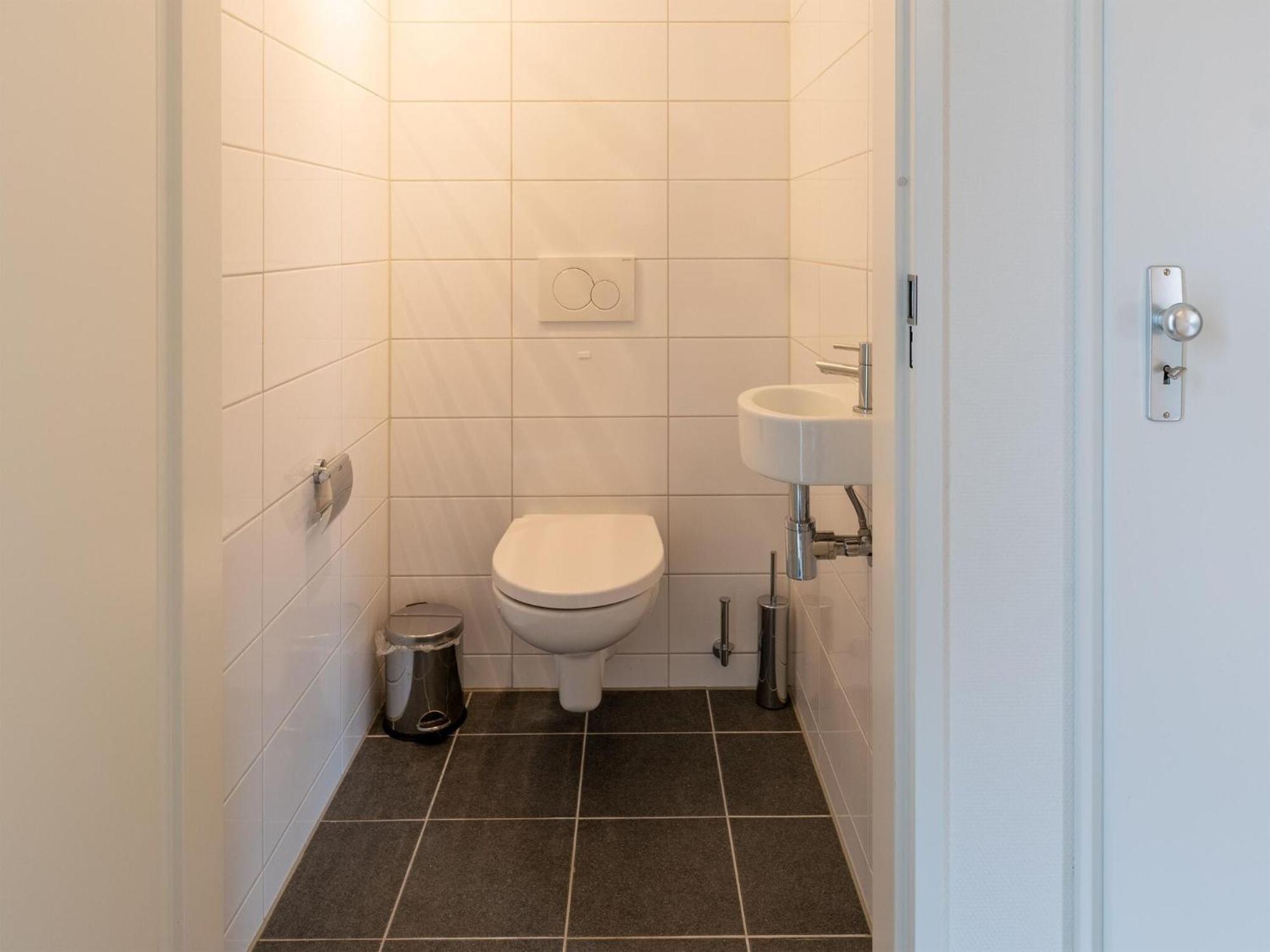Vakantiehuis Modern In With Garden *
