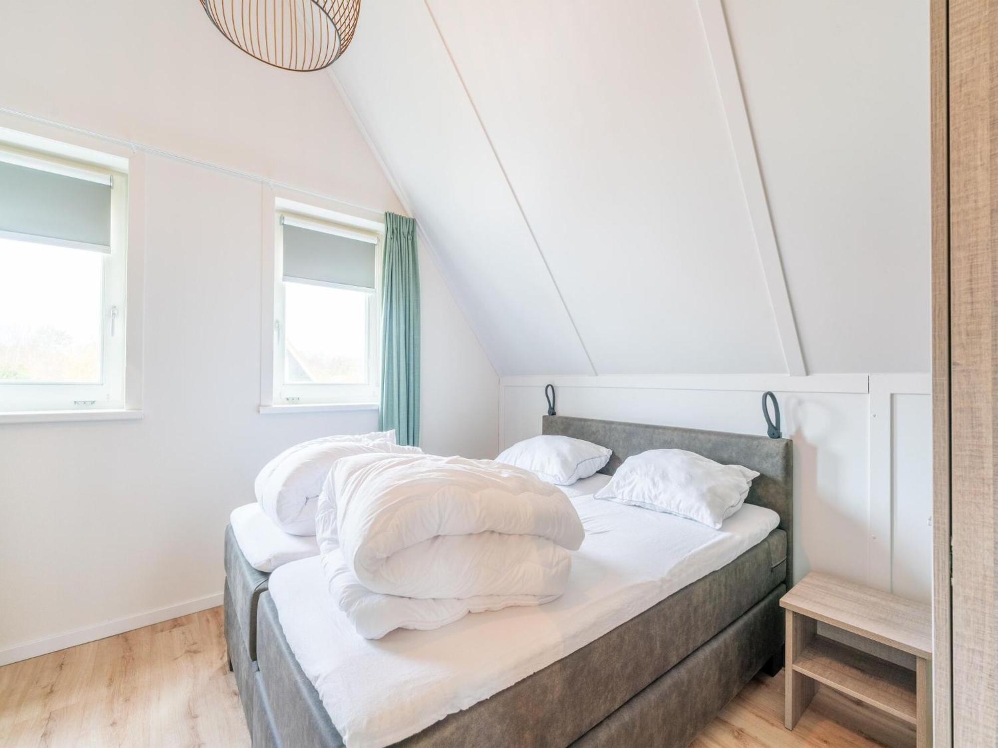 Modern In With Garden Vakantiehuis Scherpenisse