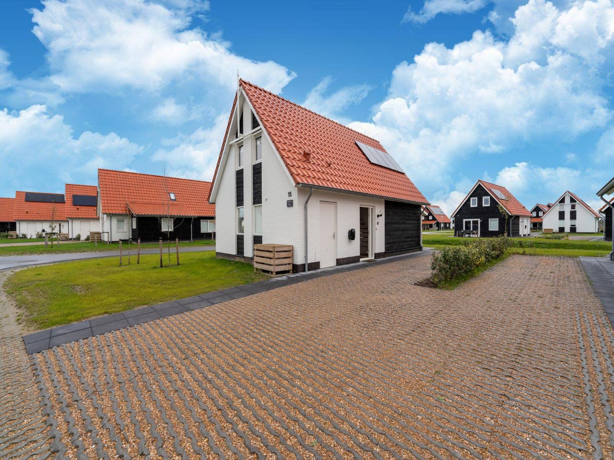 Modern In With Garden *
